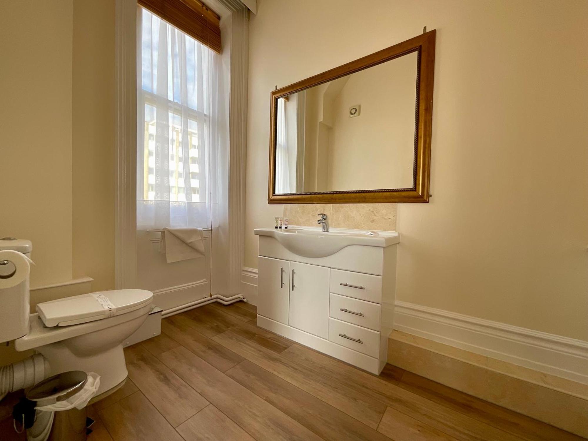 Vernon Guesthouse Eastbourne Luaran gambar