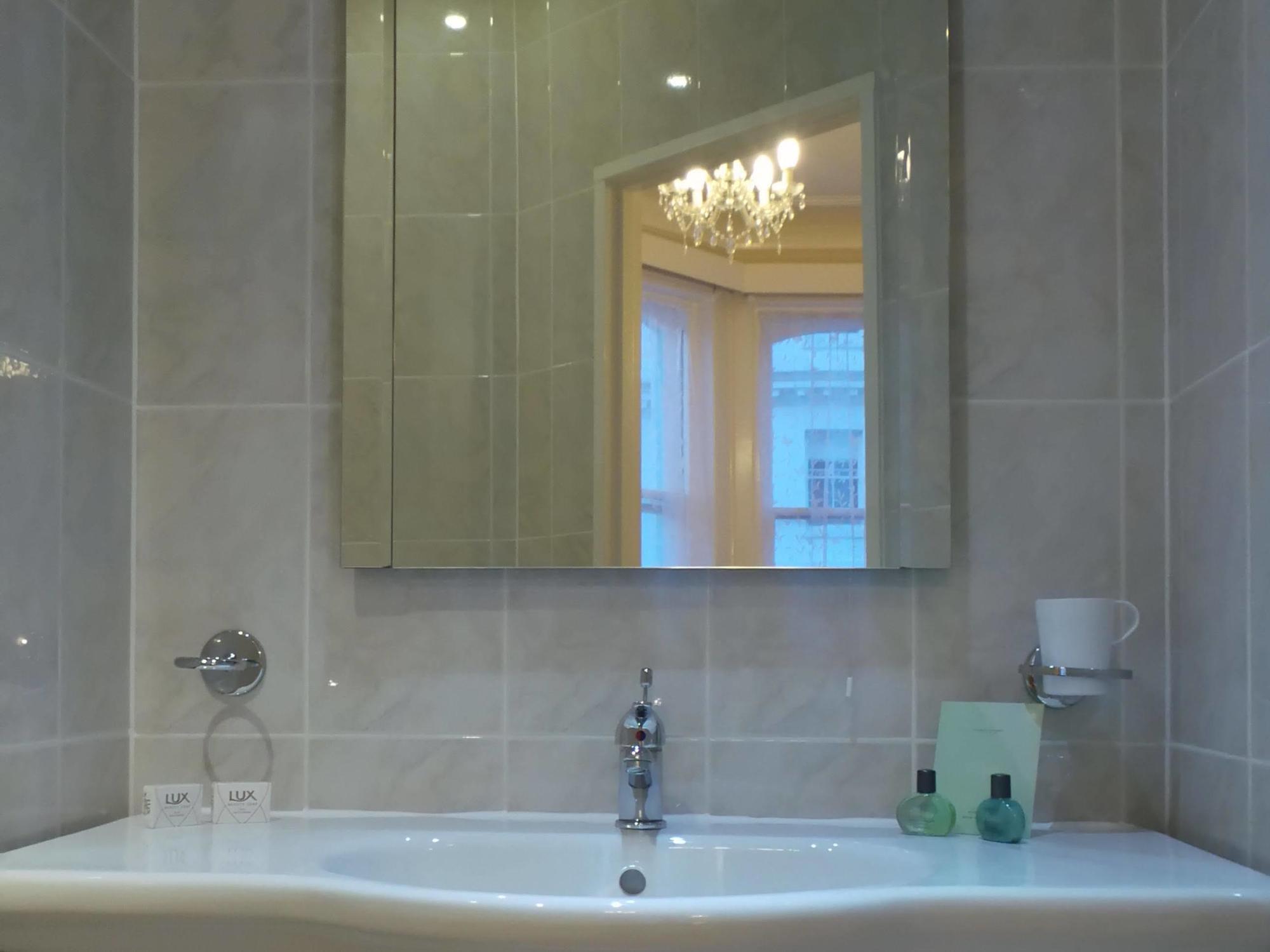 Vernon Guesthouse Eastbourne Luaran gambar